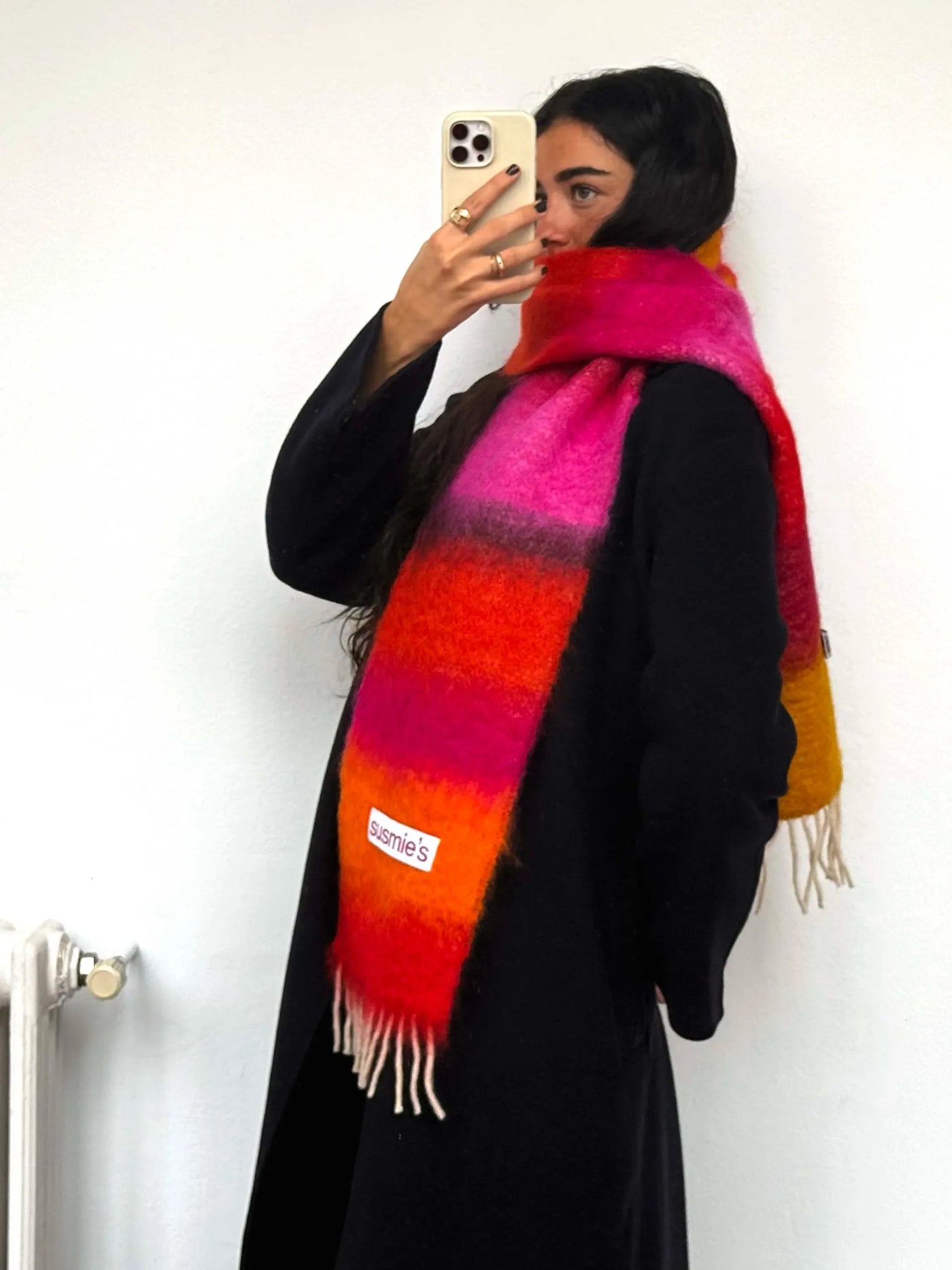 So Long, Marianne Scarf