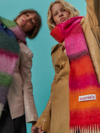 So Long, Marianne Scarf